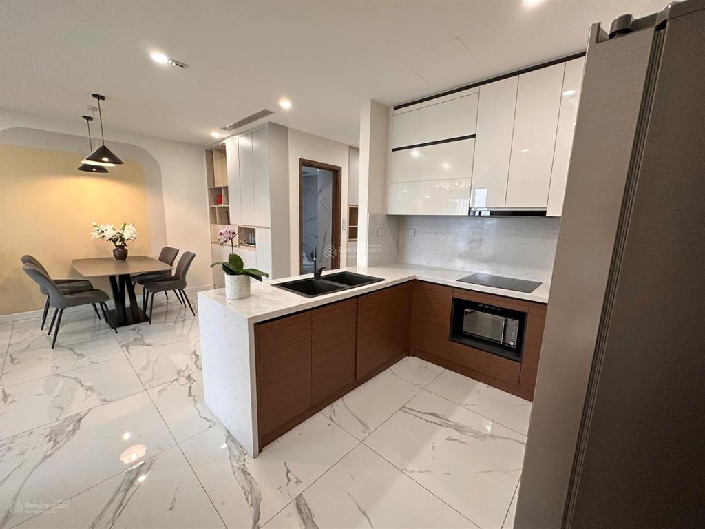 Cho thuê duplex 160m² sunshine city 3pn, 4 logia, full nội thất