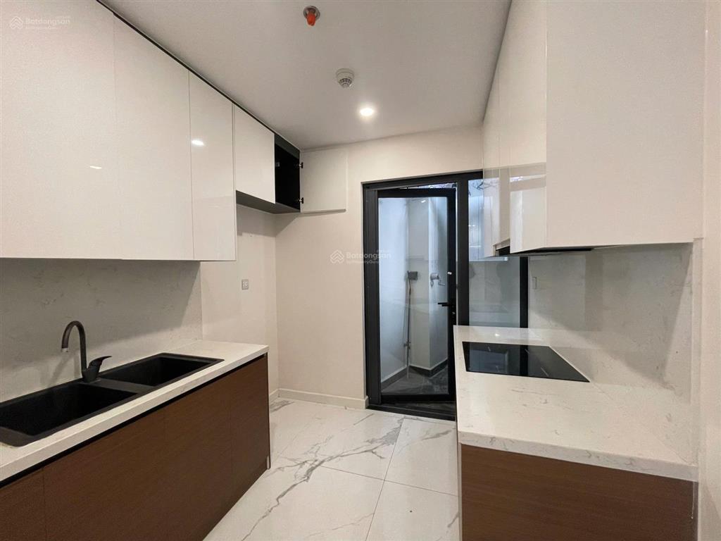 2pn 73m² sunshine city  view quảng trường nội khu, giá 7,x tỷ
