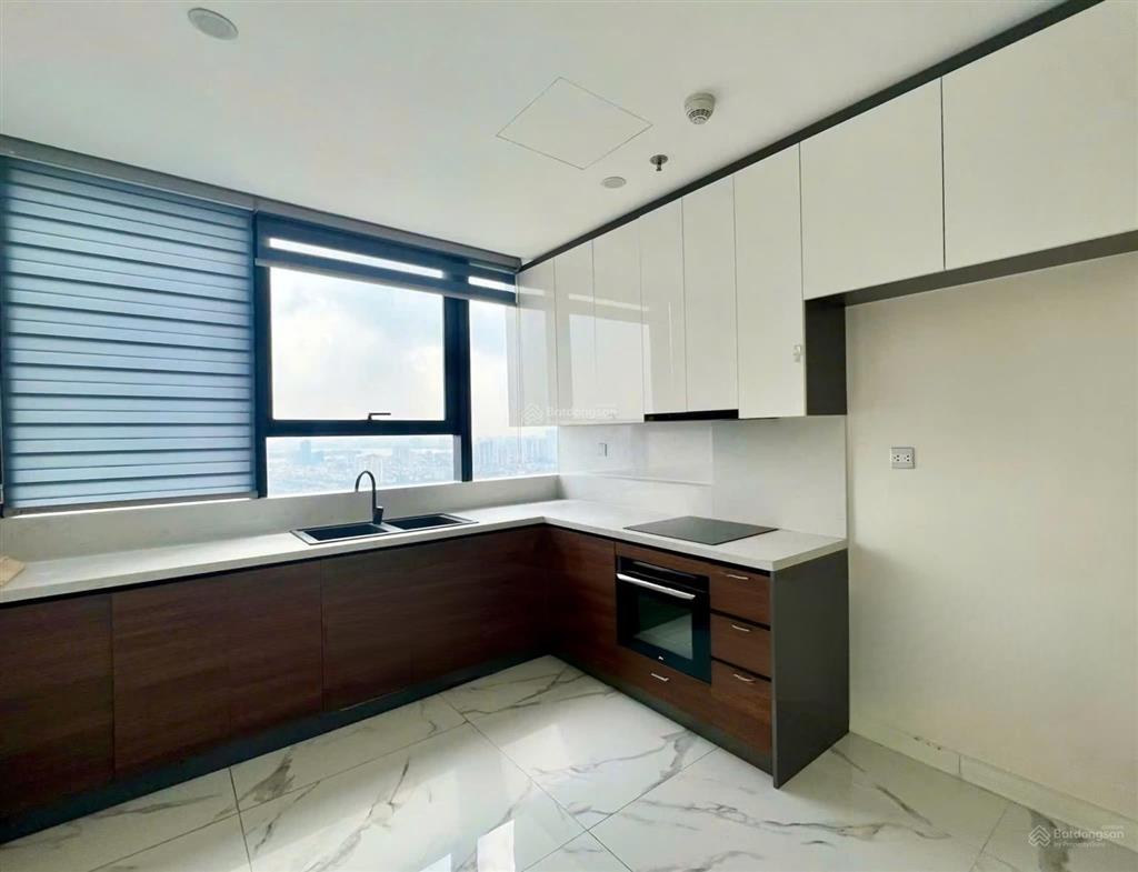 Duplex 211m² sunshine city  20 tỷ, view hồ tây, công viên ciputra & cầu nhật tân