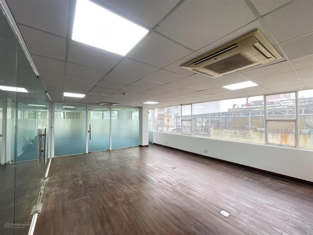 Giá tham khảo tốt trong khu vực quận 1! văn phòng 200m² giá 39 triệu/tháng