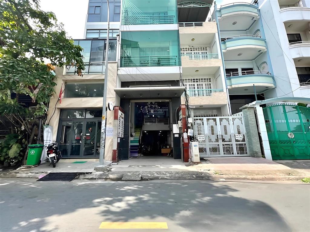 Văn phòng 7 triệu/tháng  có nội thất cho 6 người  giá tham khảo tốt trong khu vực quận 1