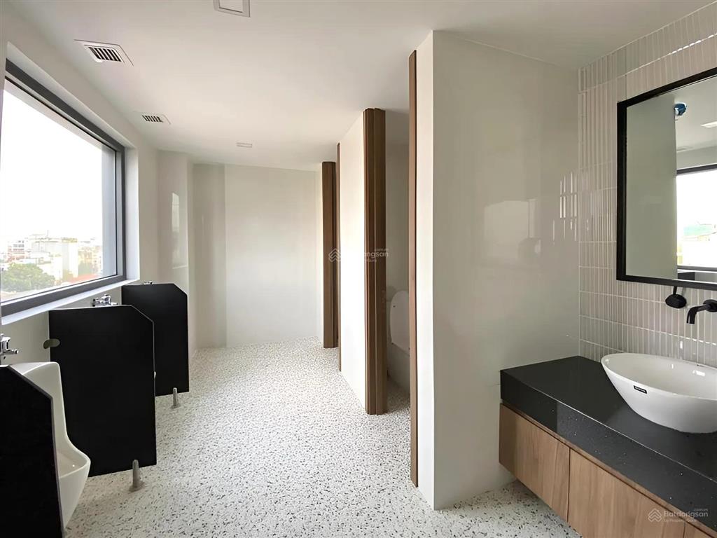 Duy nhất! văn phòng 500m2, giá 340 nghin/m2/tháng  cao ốc mộc gia