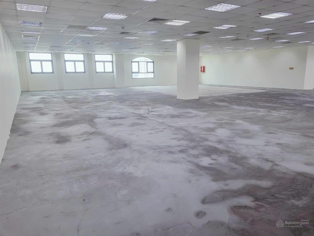 Sàn khủng giá tốt 755m² giá 220 triệu/tháng