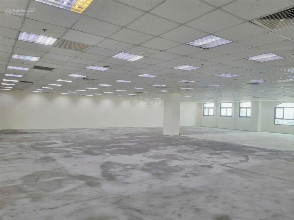 Sàn khủng giá tốt 755m² giá 220 triệu/tháng