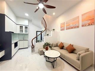 Bán nhà khương trung. dt 28m vài bươc ra phố