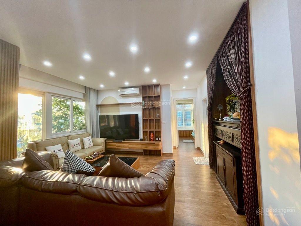 Bán căn hộ chung cư cao cấp hoàng đạo thúy dt 120m 3 ngủ