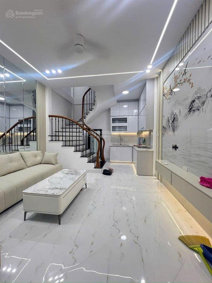 Siêu phẩm, 35m 5 tầng đống đa vị trí nhà, tầm tiền cực hiếm, 100m ra ngã tư sở