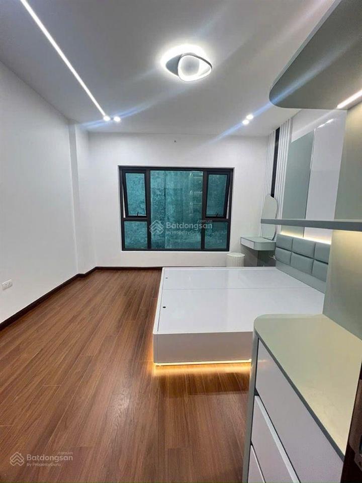 Siêu phẩm, 35m 5 tầng đống đa vị trí nhà, tầm tiền cực hiếm, 100m ra ngã tư sở