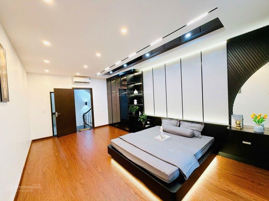 Chính chủ bán nhà thái thịnh dt 38m ngõ thông rộng 2m mới tinh ở luôn + 9 tỷ