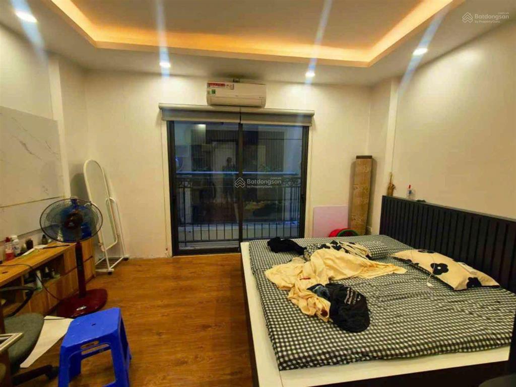 Trung tâm huỳnh thúc kháng, pháo đài láng