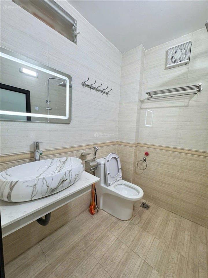 Chính chủ cần bán nhà ô chợ dừa dt 35m. ngõ thông gần phố