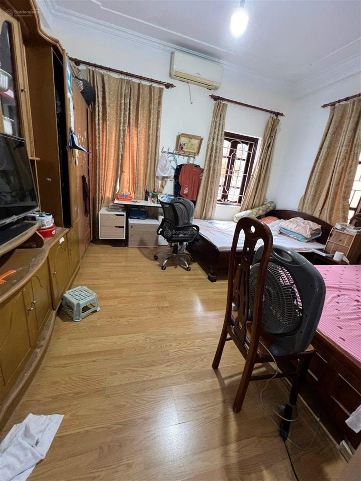 Bán nhà phố vũ trọng phụng. dt 30m2 lô góc 2 thoáng, vị trí cực đẹp