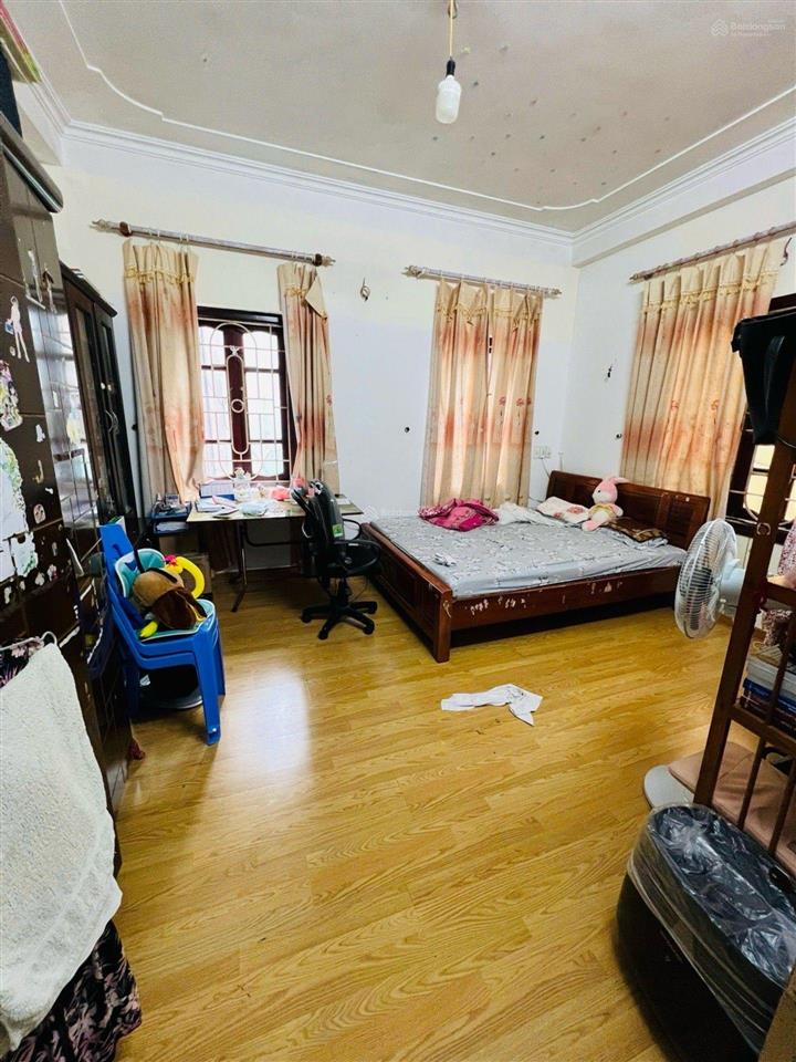 Bán nhà phố vũ trọng phụng. dt 30m2 lô góc 2 thoáng, vị trí cực đẹp