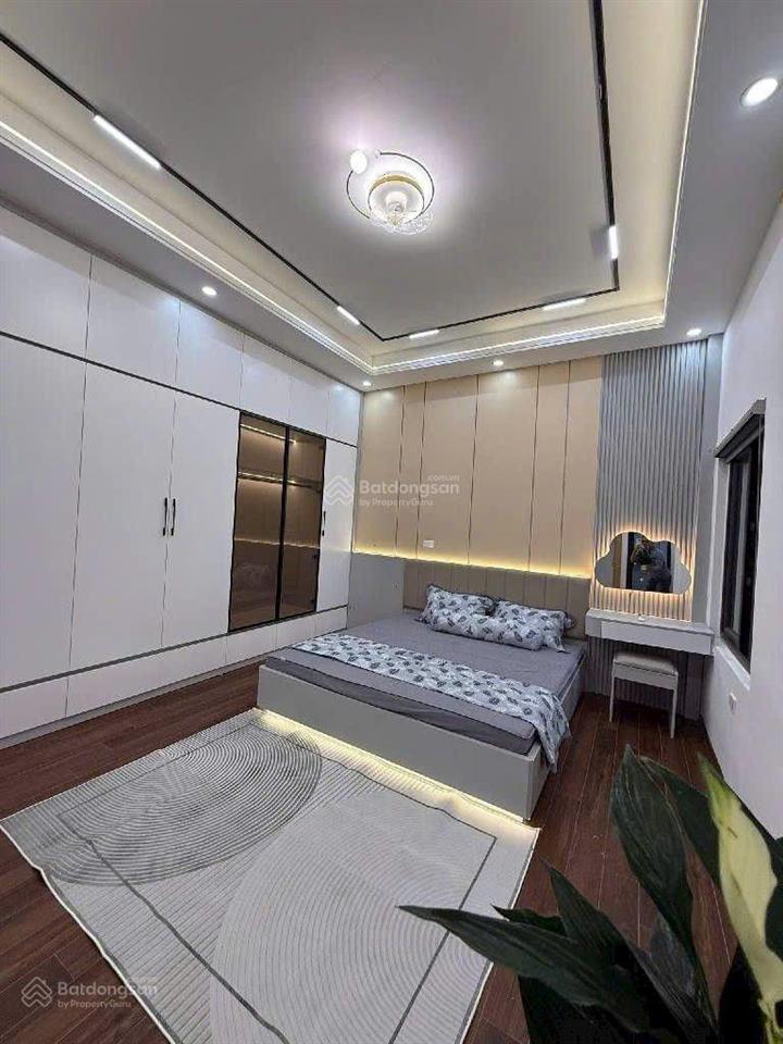 Chính chủ bán nhà phố đoàn thị điểm