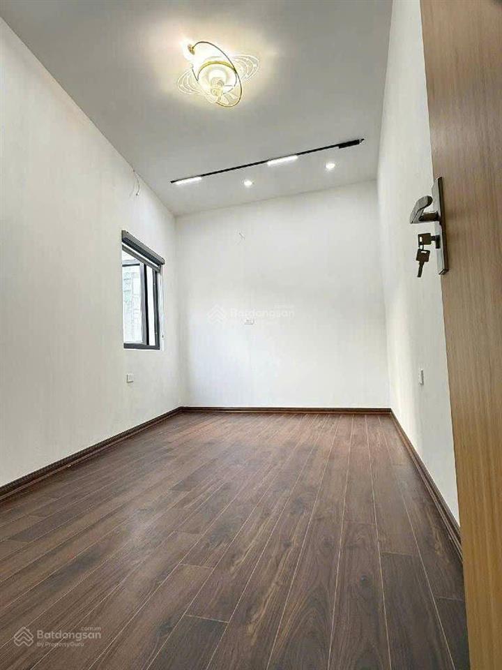 Chính chủ bán nhà phố đoàn thị điểm
