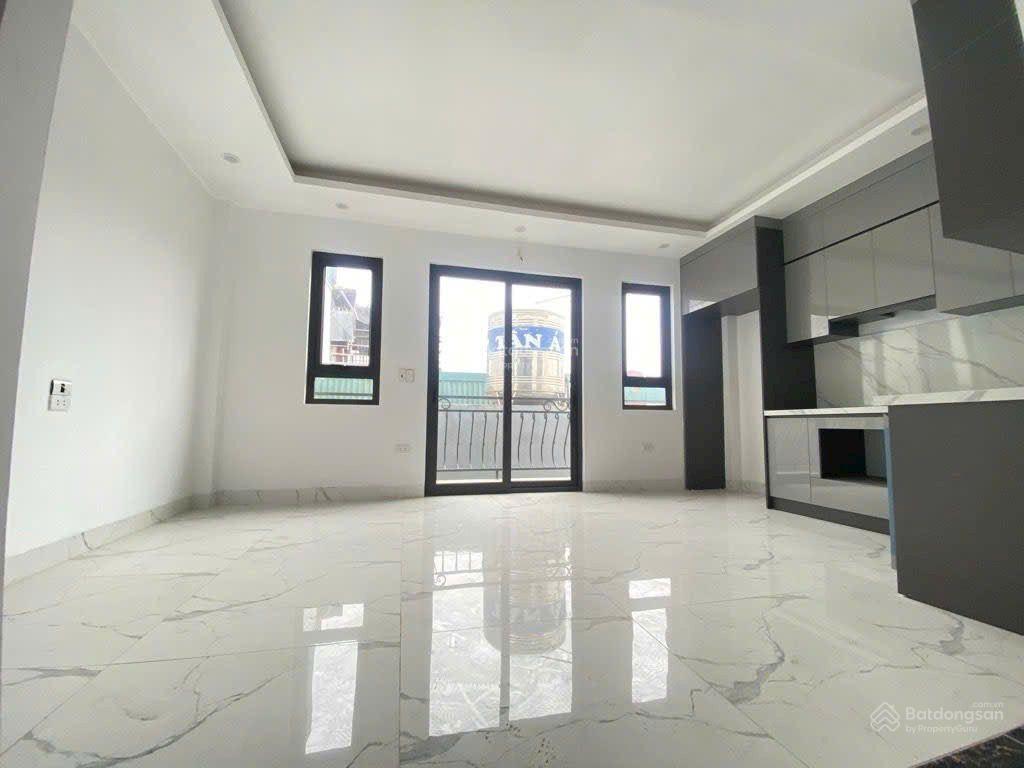 Trung tâm đống đa  6 tầng  thang máy  gần ô tô  công viên