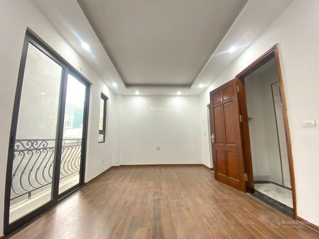Trung tâm đống đa  6 tầng  thang máy  gần ô tô  công viên