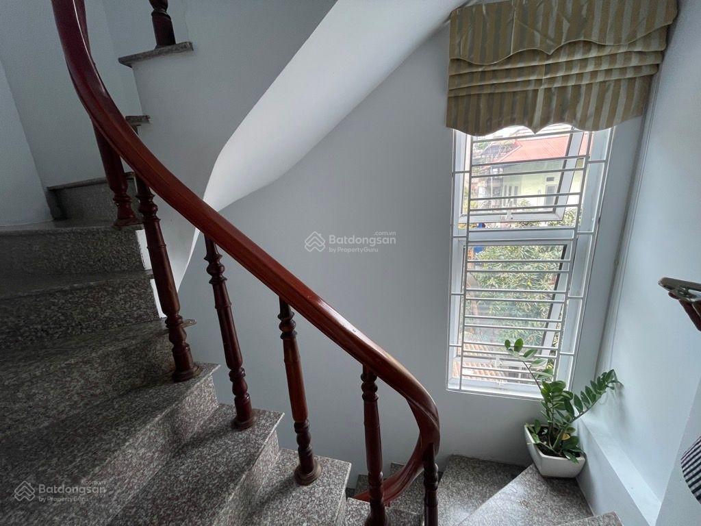 Cực hot  nhỏ tiền vừa miếng  nhỉnh 6 tỷ có nhà trung tâm đống đa  25m2 6 tầng 4 ngủ