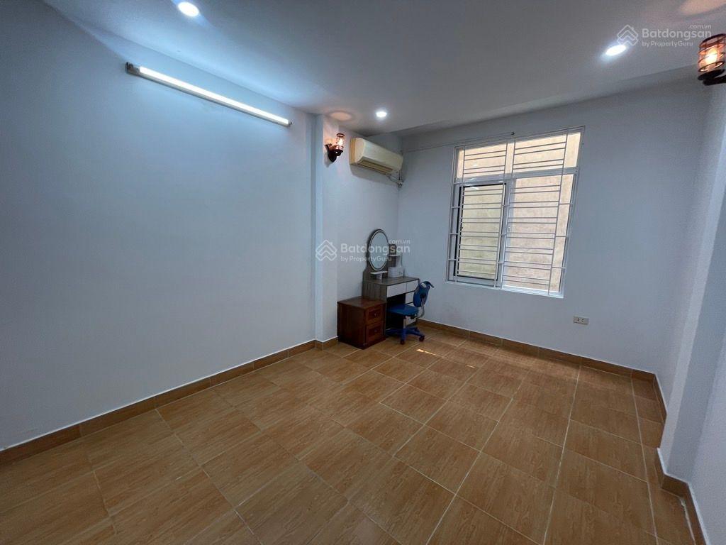 Cực hot  nhỏ tiền vừa miếng  nhỉnh 6 tỷ có nhà trung tâm đống đa  25m2 6 tầng 4 ngủ