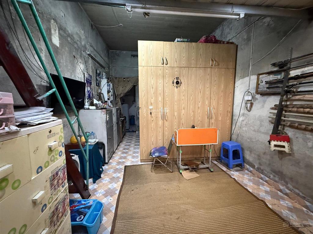 Chính chủ cần bán nhanh nhà thanh xuân dt 40m2. vị trí vàng