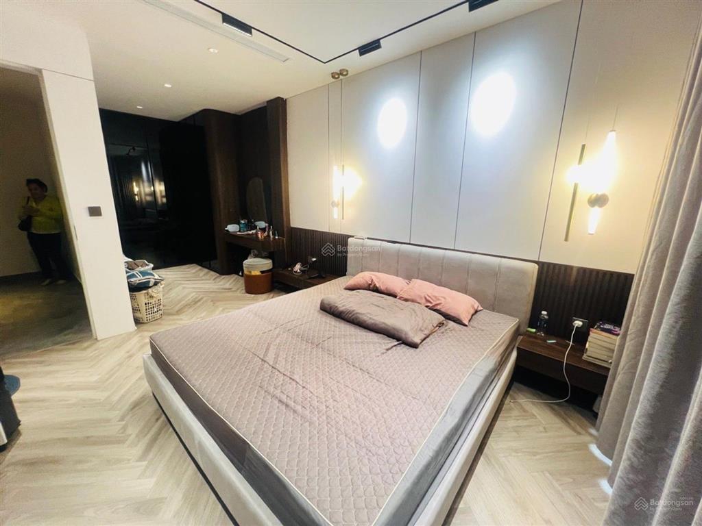 Cần bán nhà trung tâm ô chợ dừa đống đa dt 45m2. vị trí đắc địa