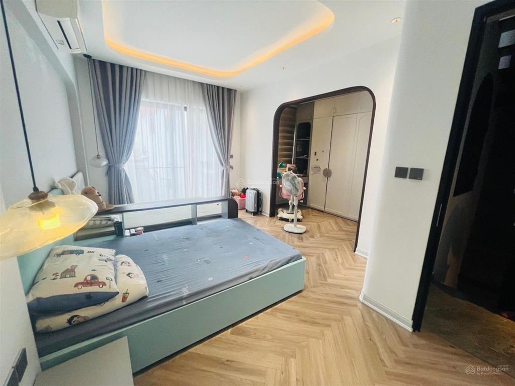 Cần bán nhà trung tâm ô chợ dừa đống đa dt 45m2. vị trí đắc địa