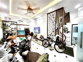 9 tỷ dt 36m. sở hữu ngay nhà mới trung tâm văn miếu  quốc tử giám, đống đa