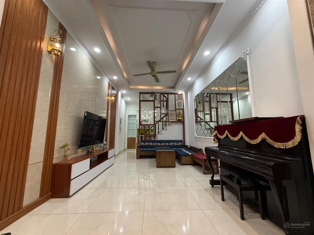 10,9 tỷ nhà vương thừa vũ  thanh xuân chính chủ cần bán nhanh + dt 48m2 x 4 tầng 5pn