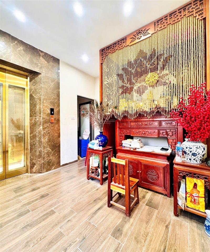 Bán nhà vũ trọng phụng dt 35m2  6 tầng thang máy giá 8.9 tỷ