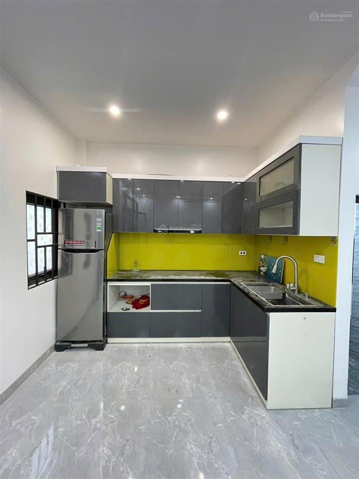 Chính chủ cần bán gấp nhà 3 tầng giáp yên nghĩa  hà đông. chỉ 3 tỷ hơn. 10m ô tô