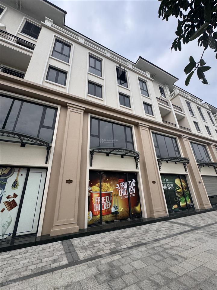 Cắt lỗ shophouse đlbm trục 51m đường chính ocp3 , 2 mặt tiền , mặt sau chung cư , chỉ 179tr/m2