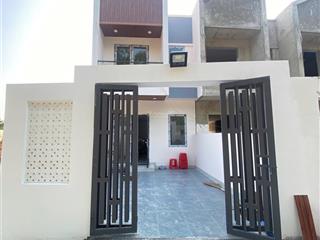 Nhà lầu hoàn thiện cách kcn giang điền 3 phút chạy xe, sổ riêng, thổ cư, vốn tự có chỉ 800 triệu