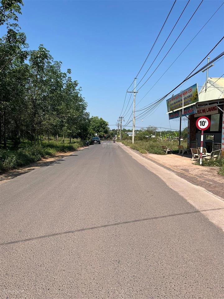 Bán lô đất 120m2 mặt tiền đường nhựa 20m, đối diện kcn xuân quế  sông nhạn, sổ sẵn sang tên ngay