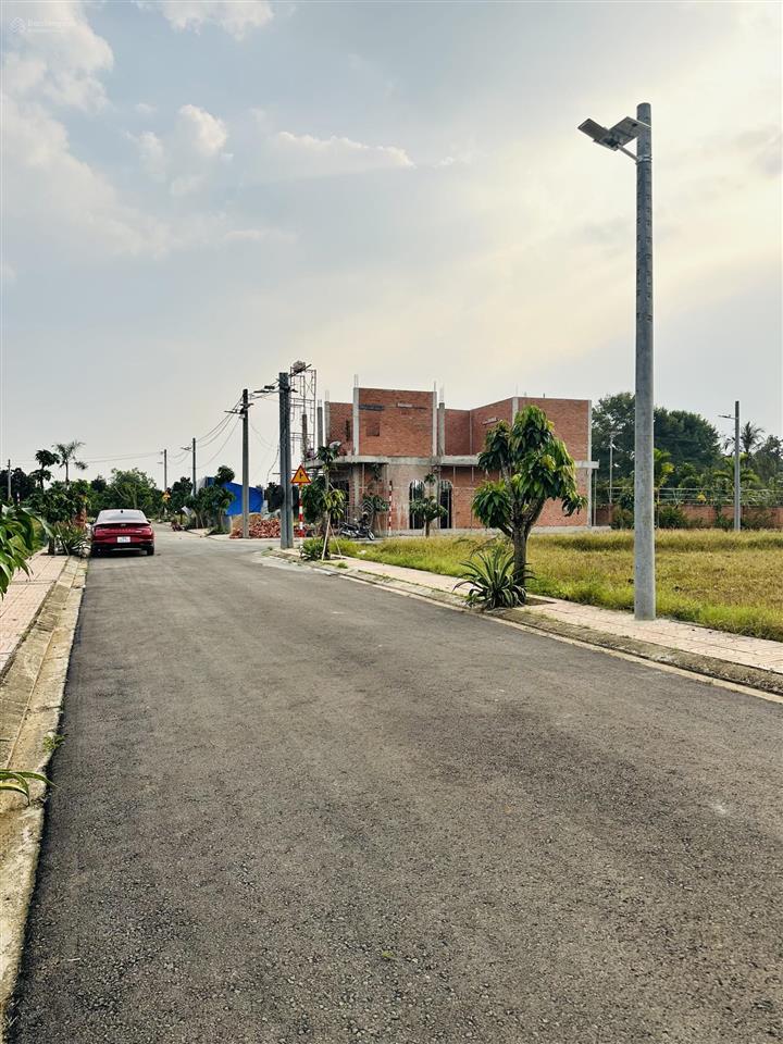 Lô đất 2 mặt tiền trước sau đường nhựa 8m cách sân bay long thành 12km, liền kề vđ4, giá full 860tr