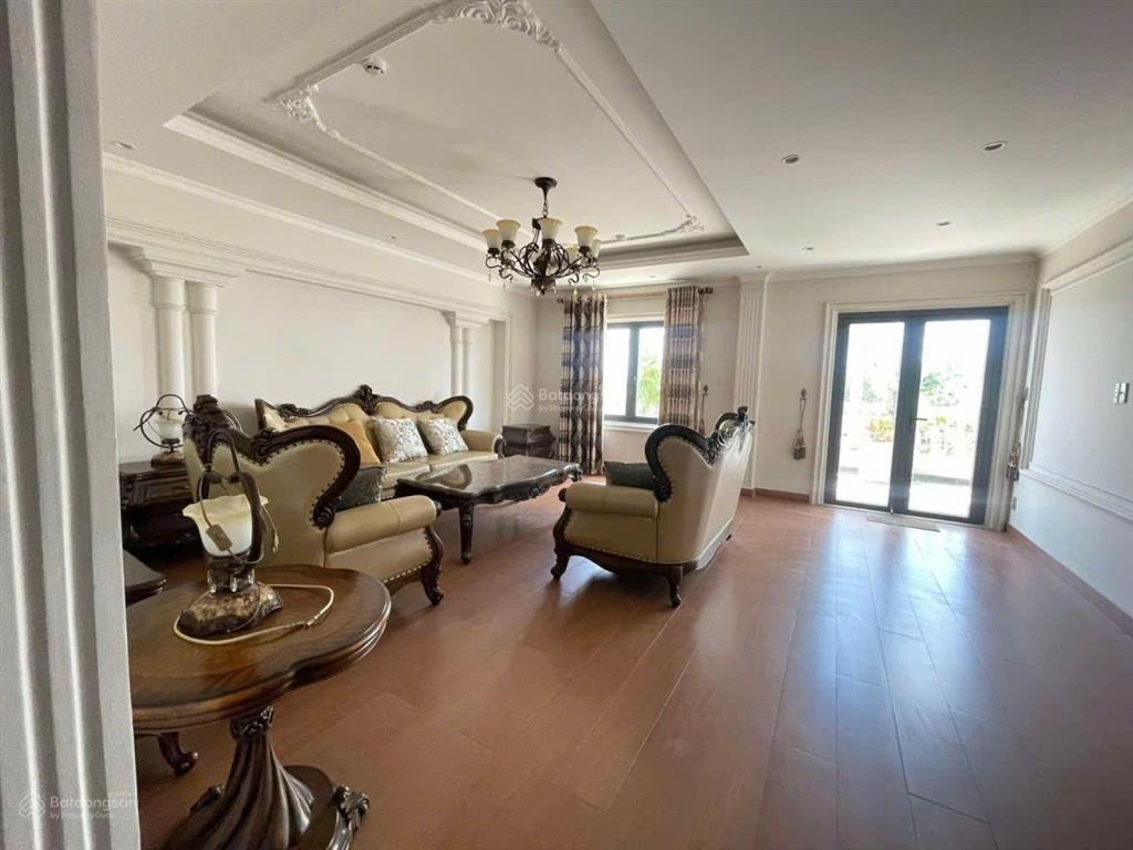 Bán biệt thự ngay hà đô centrosa 10,5x21m, hầm + 7 tầng nhà mới đẹp chỉ 68 tỷ