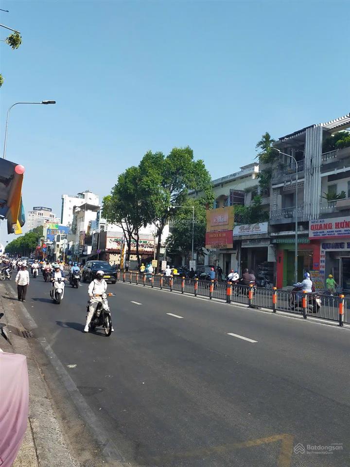 Bán nhà mặt tiền lý thái tổ 4,5x20m 4 tầng giá chỉ 21 tỉ rẻ nhất khu vực