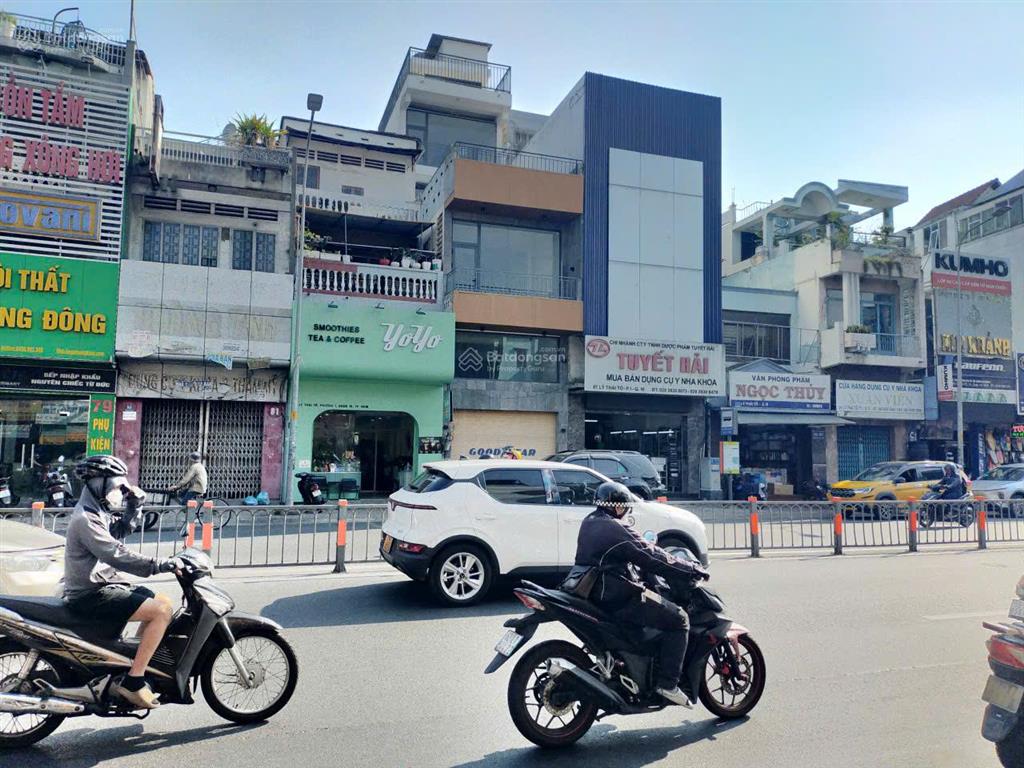 Bán nhà mặt tiền lý thái tổ 4,5x20m 4 tầng giá chỉ 21 tỉ rẻ nhất khu vực