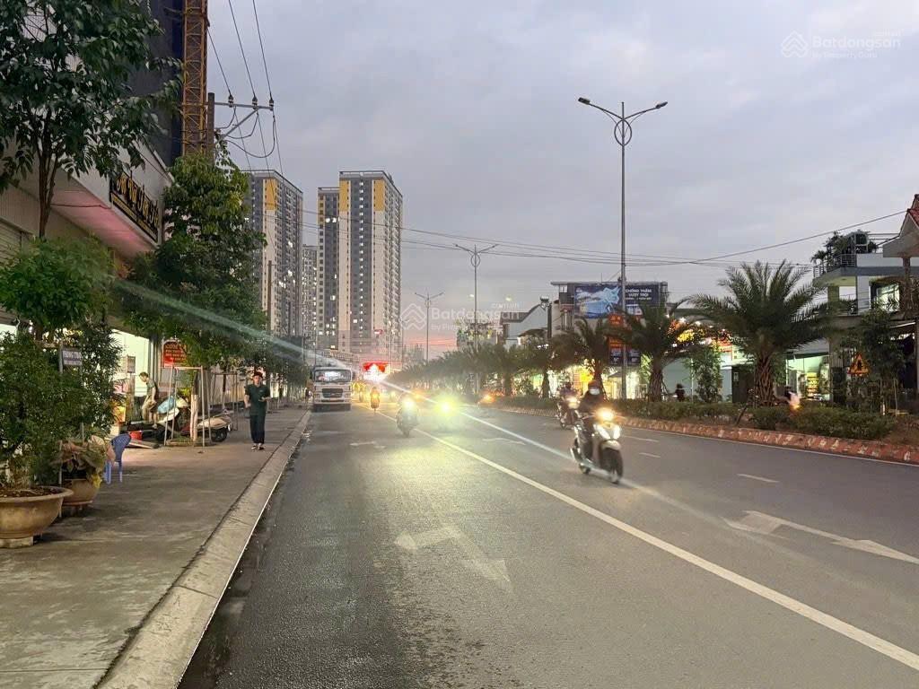 Giảm 500tr chỉ còn 7.x tỷ  lô góc 2 mặt tiền đường thống nhất 40m  sát làng đại học quốc gia