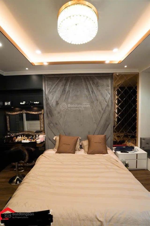 Nhà đẹp 5 tầng  xe hơi ngủ nhà  góc 2 mặt tiền thoáng  chợ phạm văn hai  11.5t thương lượng