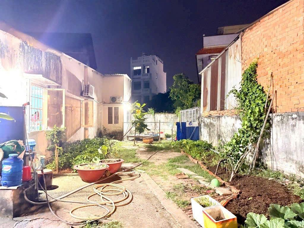 HÀNG HOT ĐẤT (12X22) THỊ TRẤN HÓC MÔN – GIÁ CỰC TỐT CHỈ 7.5 TỶ