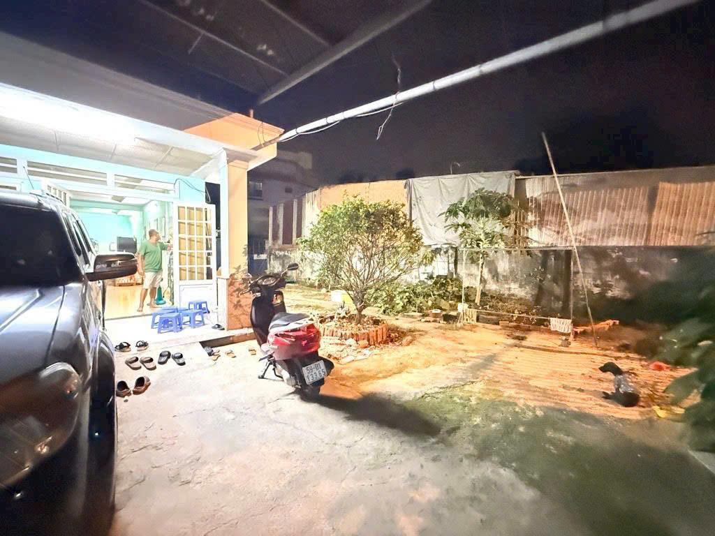 HÀNG HOT ĐẤT (12X22) THỊ TRẤN HÓC MÔN – GIÁ CỰC TỐT CHỈ 7.5 TỶ