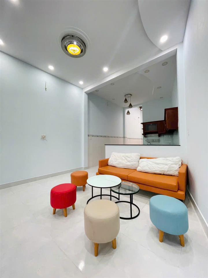 NHÀ CẤP 4 (91,8m², ngang 4.6m) – XE HƠI NGỦ TRONG NHÀ – GIÁ CHỈ 4,35 TỶ!