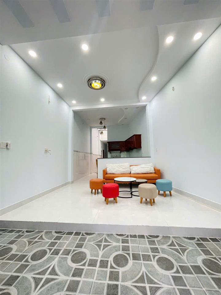 NHÀ CẤP 4 (91,8m², ngang 4.6m) – XE HƠI NGỦ TRONG NHÀ – GIÁ CHỈ 4,35 TỶ!