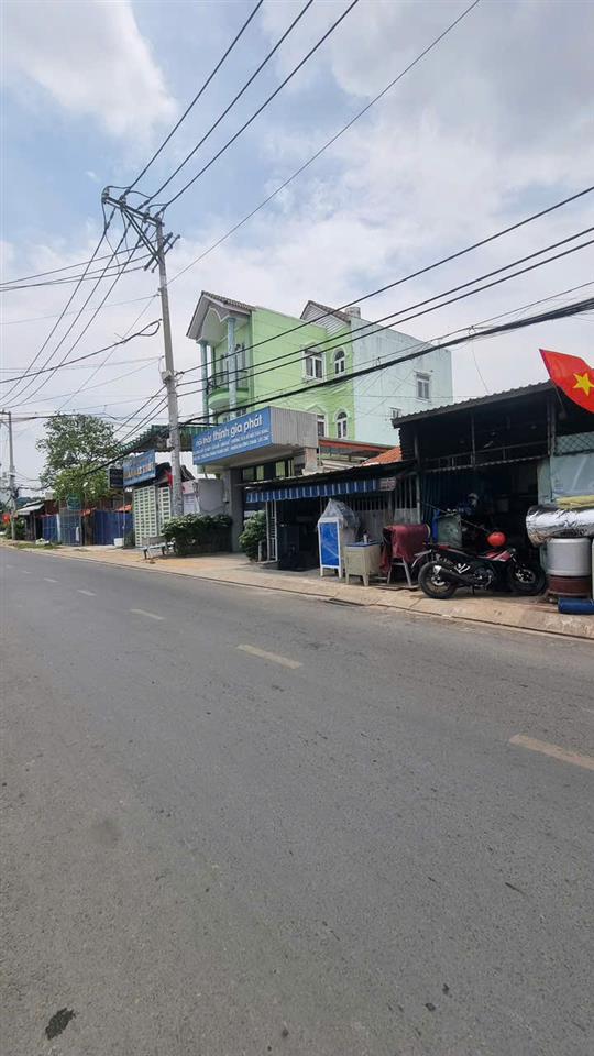 HÀNG HIẾM TÂN XUÂN – 1.400M² MẶT TIỀN ĐƯỜNG NHỰA – 720M² THỔ CƯ
