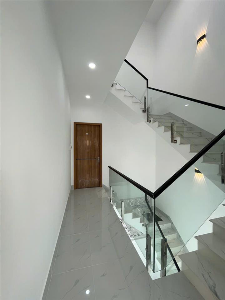 BÁN NHÀ MẶT TIỀN NGUYỄN THỊ TÔM ĐƯỜNG 12M, 4PN, 4 TẦNG SỬ DỤNG – CHỈ 6,5 TỶ!