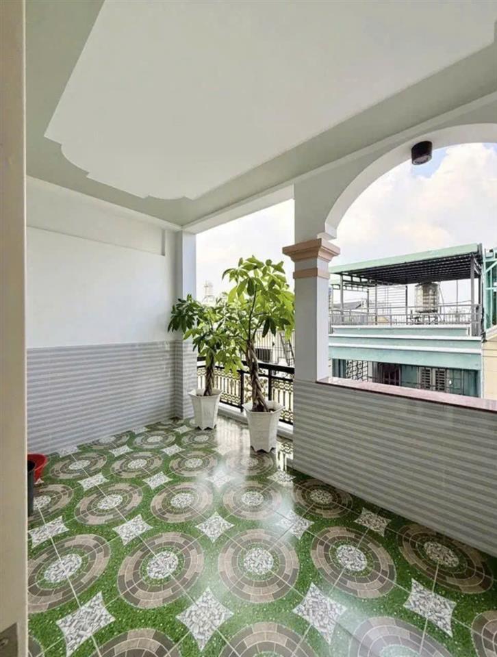 NHÀ PHỐ VIP TRẦN THỊ HÈ (HT42) QUẬN 12 – GARA Ô TÔ – GIÁ RẺ 6,5 TỶ