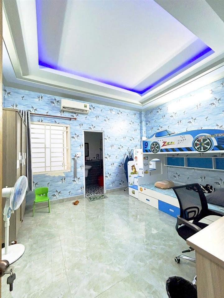 NHÀ PHỐ VIP TRẦN THỊ HÈ (HT42) QUẬN 12 – GARA Ô TÔ – GIÁ RẺ 6,5 TỶ