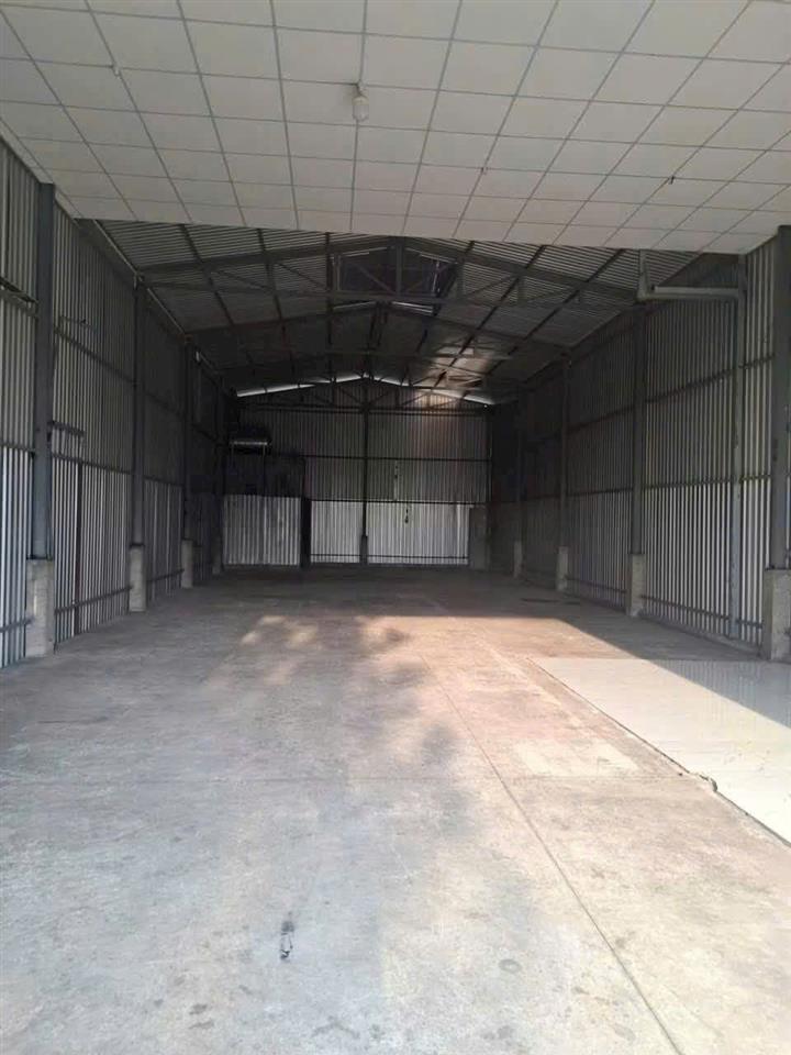 XƯỞNG ĐẸP XE TẢI 10 TẤN XUÂN THỚI THƯỢNG – 250M² - CHỈ 13TR/THÁNG!