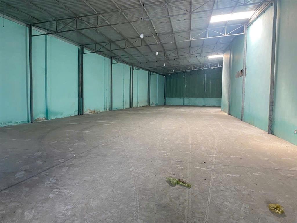 CHO THUÊ KHO XƯỞNG XUÂN THỚI SƠN – HÓC MÔN - 450M² - CHỈ 30TR/THÁNG!
