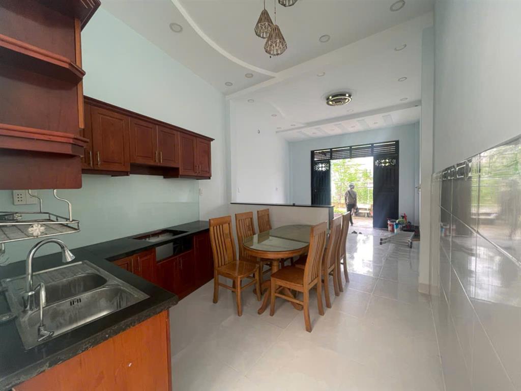 NỞ HẬU 6M – HƠN 4 TỶ - NHÀ C4 HẺM XE HƠI – GẦN PHẦN MỀM QUANG TRUNG!